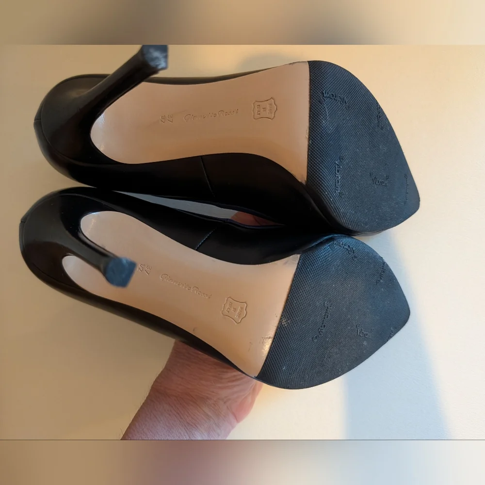 Gianvito Rossi TUXEDO Black Leather And Blue Satin Pointed Toe Pumps Size 37.5 - Picture 9 of 13